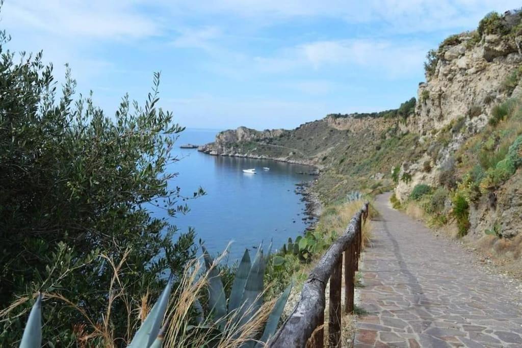 Casa Vacanze Il Nido - 4 Stelle Milazzo Exterior foto